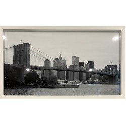 Pier 17 by unknown